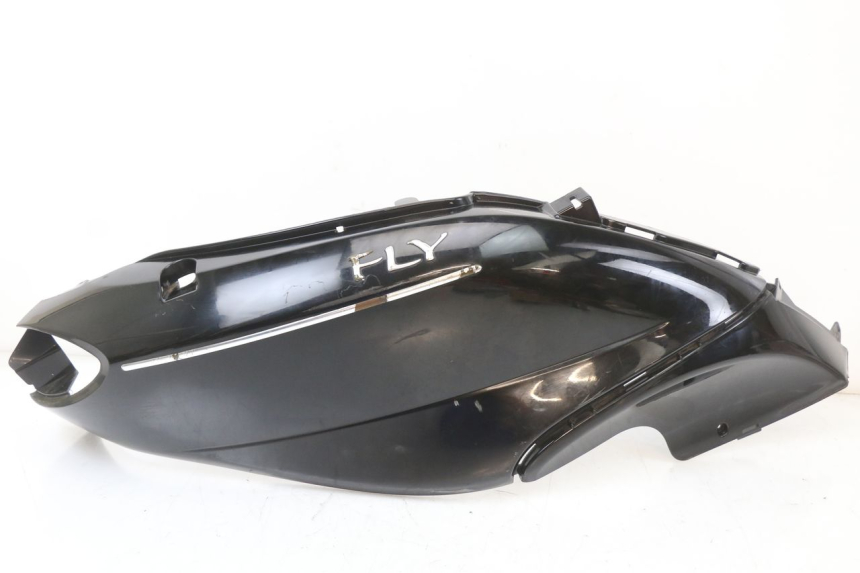 photo de VERKLEIDUNG HINTEN RECHTS PIAGGIO FLY 2T 50 (2004 - 2017)
