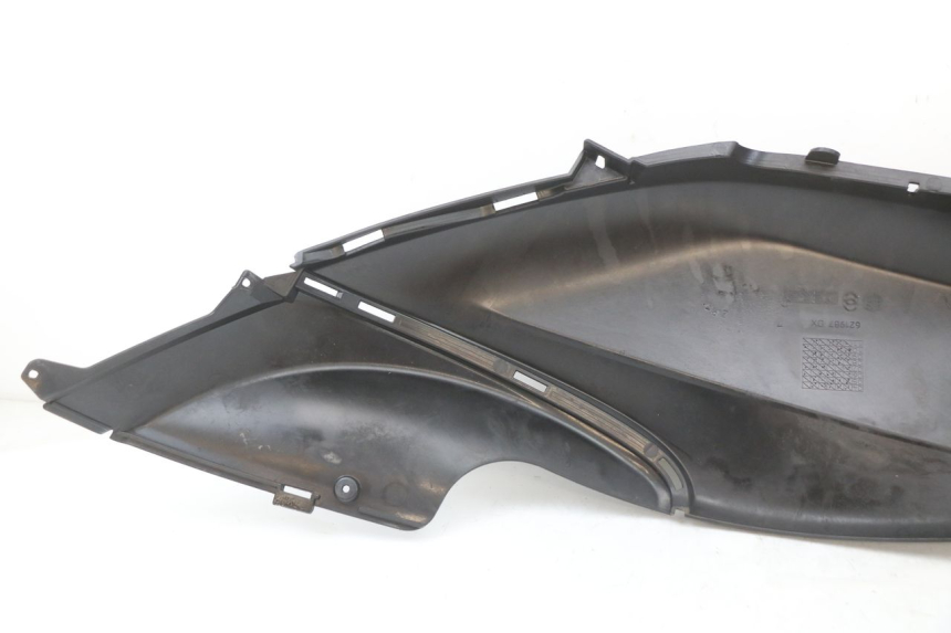 photo de VERKLEIDUNG HINTEN RECHTS PIAGGIO FLY 2T 50 (2004 - 2017)