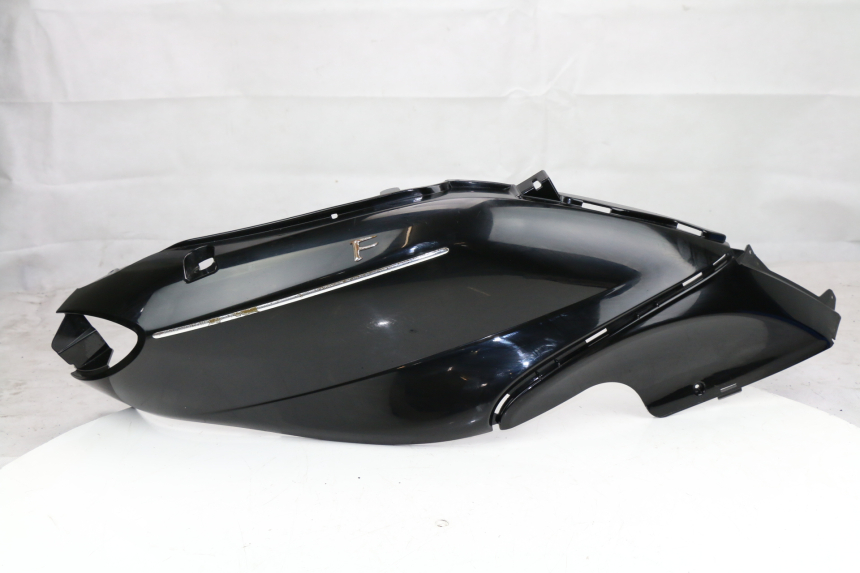 photo de VERKLEIDUNG HINTEN RECHTS PIAGGIO FLY 2T 50 (2004 - 2017)