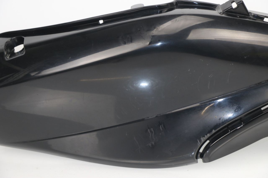 photo de VERKLEIDUNG HINTEN RECHTS PIAGGIO FLY 2T 50 (2004 - 2017)