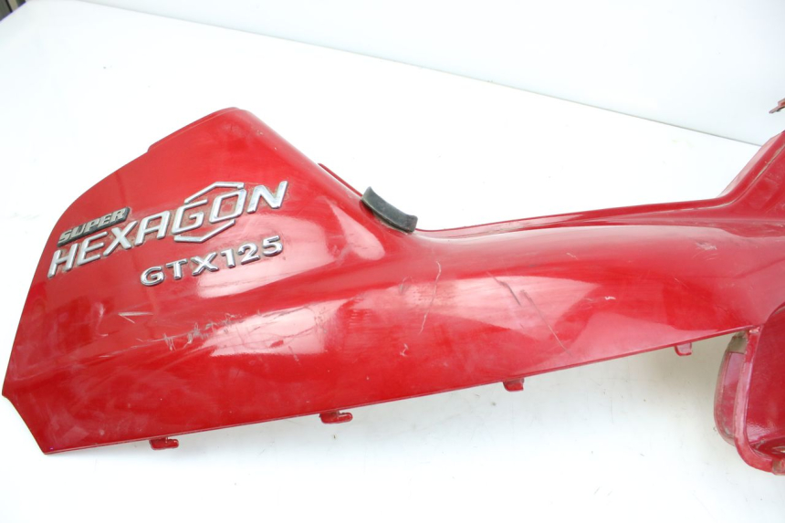 photo de RECHTER HINTERER KOTFLÜGEL PIAGGIO HEXAGON 2T 125 (1994 - 1998)