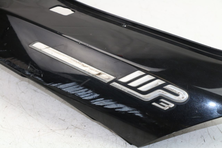 photo de VERKLEIDUNG HINTEN RECHTS PIAGGIO MP3 LT 400 (2007 - 2012)