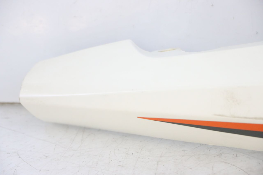 photo de VERKLEIDUNG HINTEN RECHTS PIAGGIO NRG POWER PUREJET 50 (2018 - 2021)
