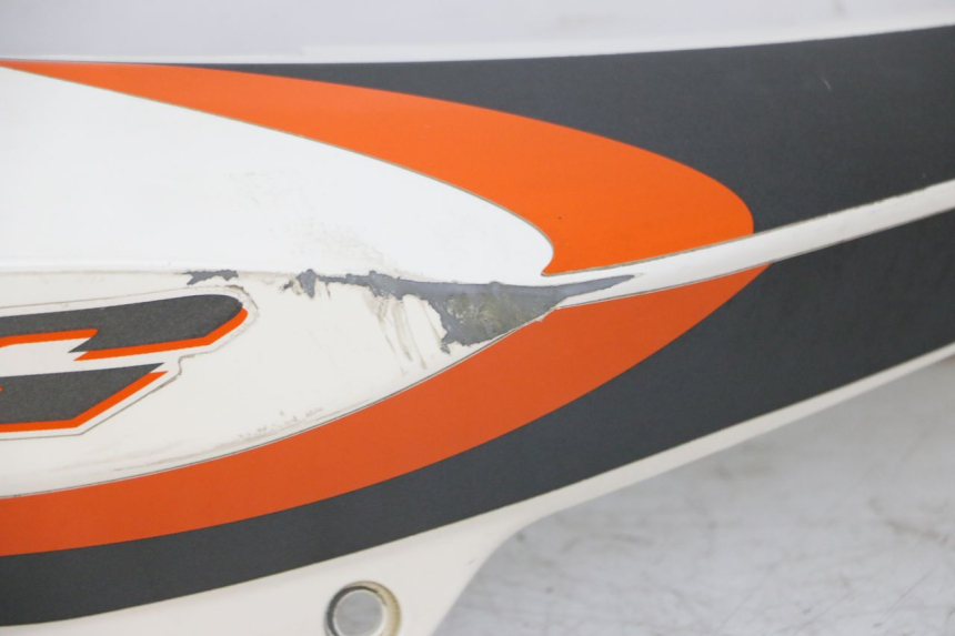 photo de VERKLEIDUNG HINTEN RECHTS PIAGGIO NRG POWER PUREJET 50 (2018 - 2021)