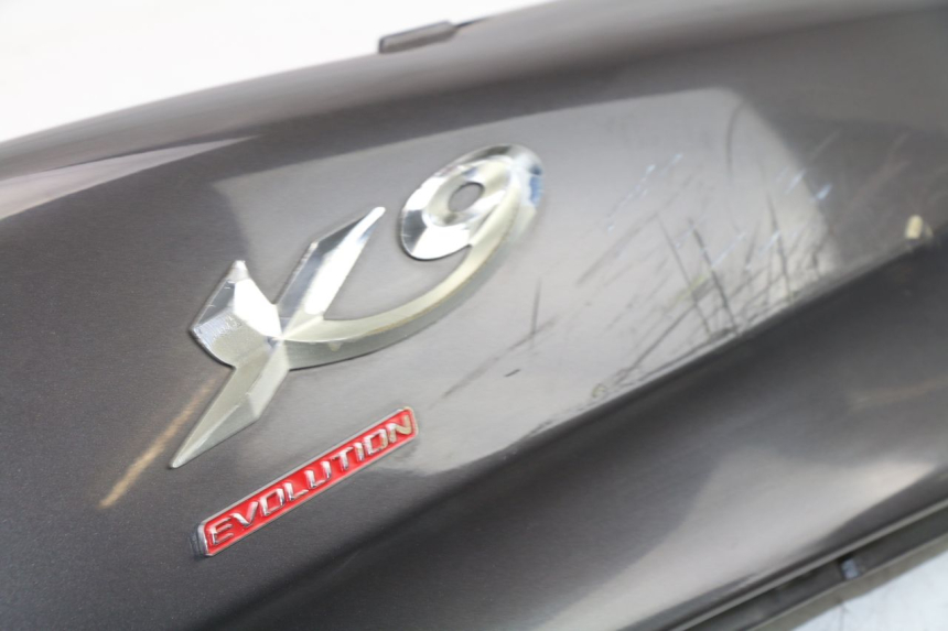 photo de RECHTER HINTERER KOTFLÜGEL PIAGGIO X9 EVOLUTION 125 (2003 - 2007)