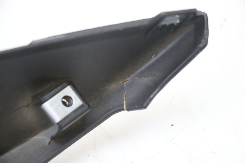 photo de VERKLEIDUNG HINTEN RECHTS GILERA RUNNER SP 50 (2006 - 2008)