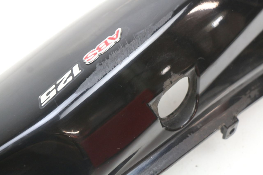 photo de RECHTER HINTERER KOTFLÜGEL SUZUKI SIXTEEN 125 (2008 - 2010)