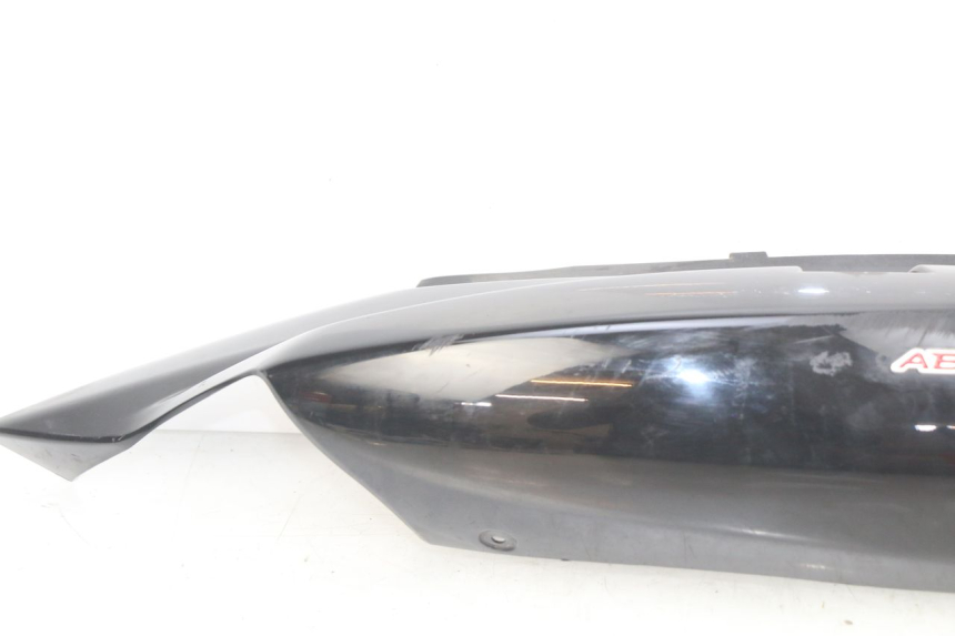 photo de RECHTER HINTERER KOTFLÜGEL SUZUKI SIXTEEN 125 (2008 - 2010)