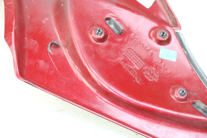 photo de VERKLEIDUNG HINTEN RECHTS TRIUMPH SPRINT 900 (1995 - 1998)