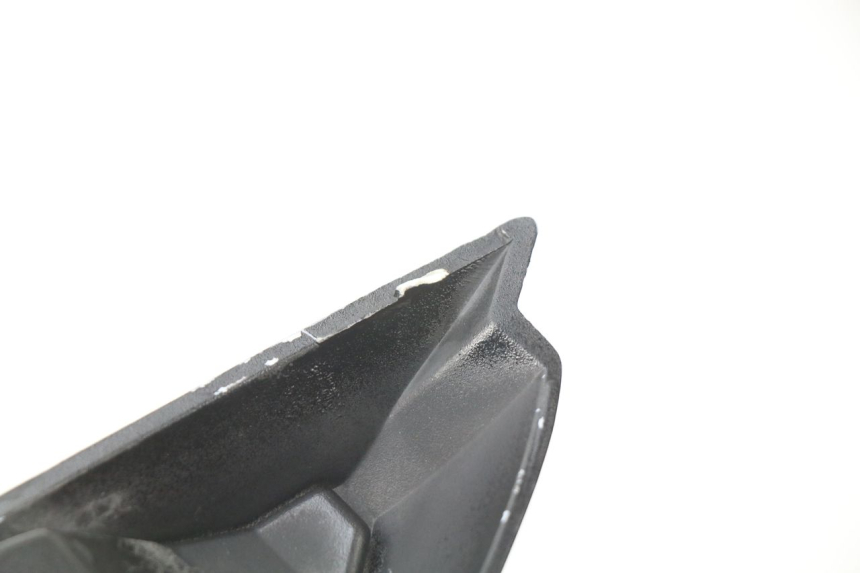 photo de VERKLEIDUNG HINTEN RECHTS SUZUKI GSX-R GSXR 750 (2011 - 2016)