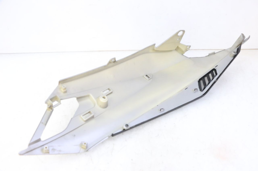 photo de RECHTER HINTERER KOTFLÜGEL APRILIA SXR 50 (2021 - 2023)
