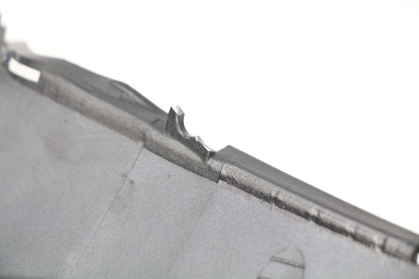 photo de VERKLEIDUNG HINTEN RECHTS SYM ORBIT 2 50 (2008 - 2014)