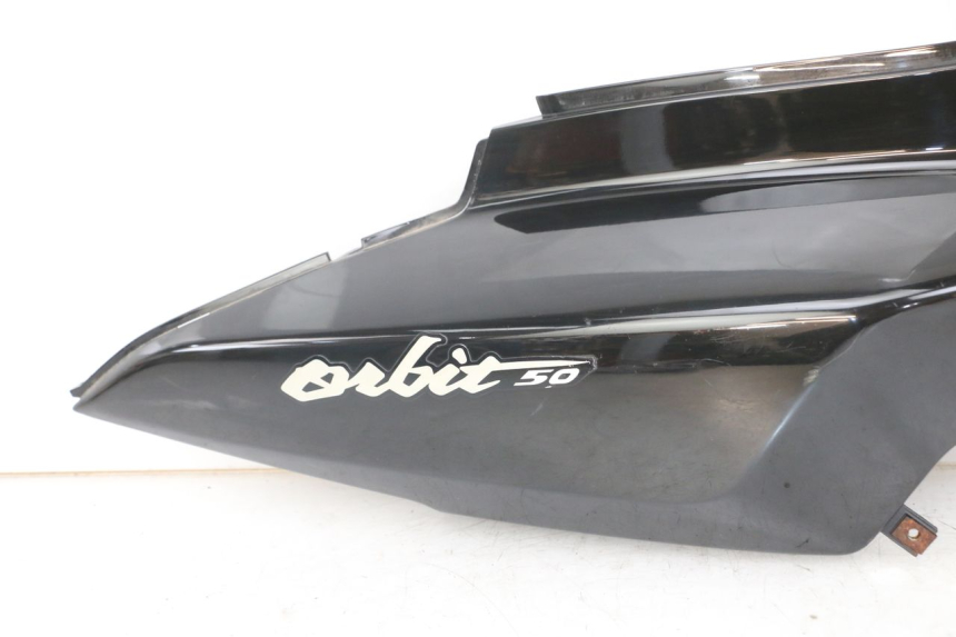 photo de VERKLEIDUNG HINTEN RECHTS SYM ORBIT 50 (2008 - 2010)
