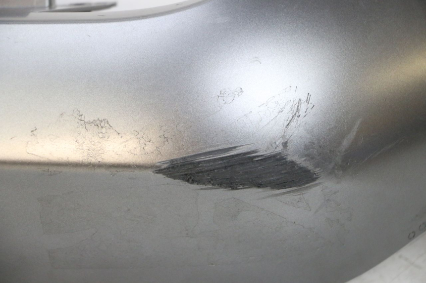 photo de VERKLEIDUNG HINTEN RECHTS YAMAHA TRICITY 300 (2020 - 2024) - Hochauflösende Nahaufnahme