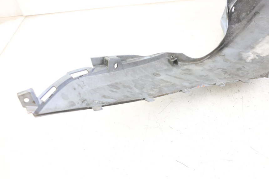photo de RECHTER HINTERER KOTFLÜGEL SUZUKI UH BURGMAN 125 (2002 - 2006)