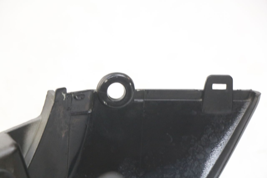 photo de RECHTER HINTERER KOTFLÜGEL SYM WOLF SB 125 (2011 - 2018)