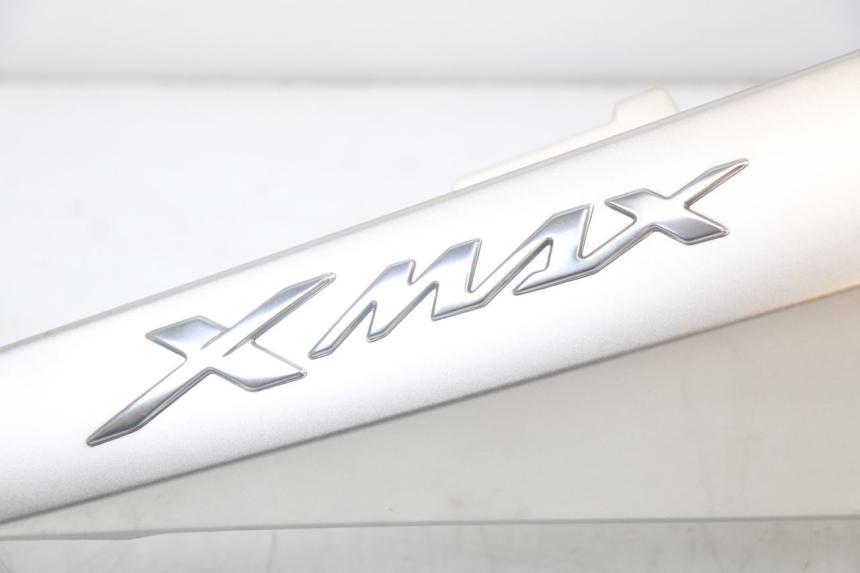 photo de RECHTER HINTERER KOTFLÜGEL YAMAHA XMAX X-MAX ABS 125 (2017 - 2020) - Zoom auf Gebrauchszustand