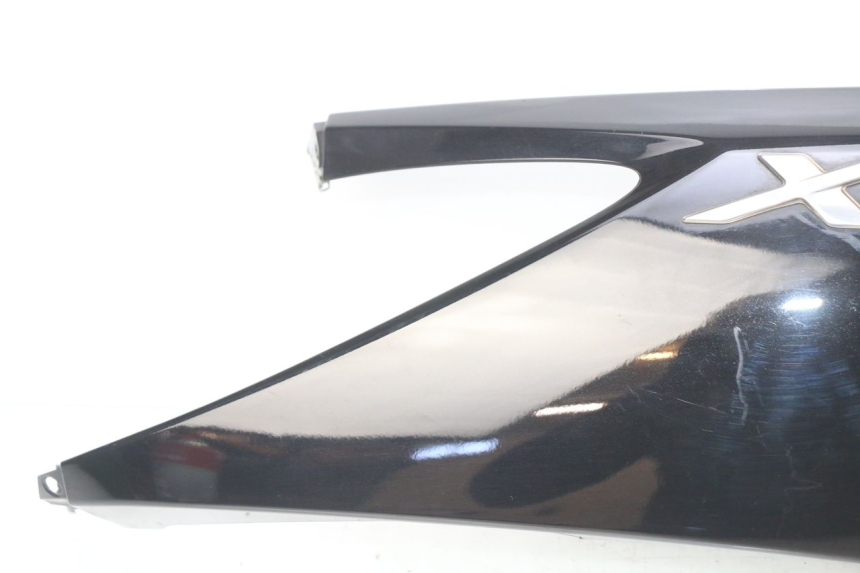 photo de VERKLEIDUNG HINTEN RECHTS YAMAHA X-MAX XMAX 125 (2010 - 2014)
