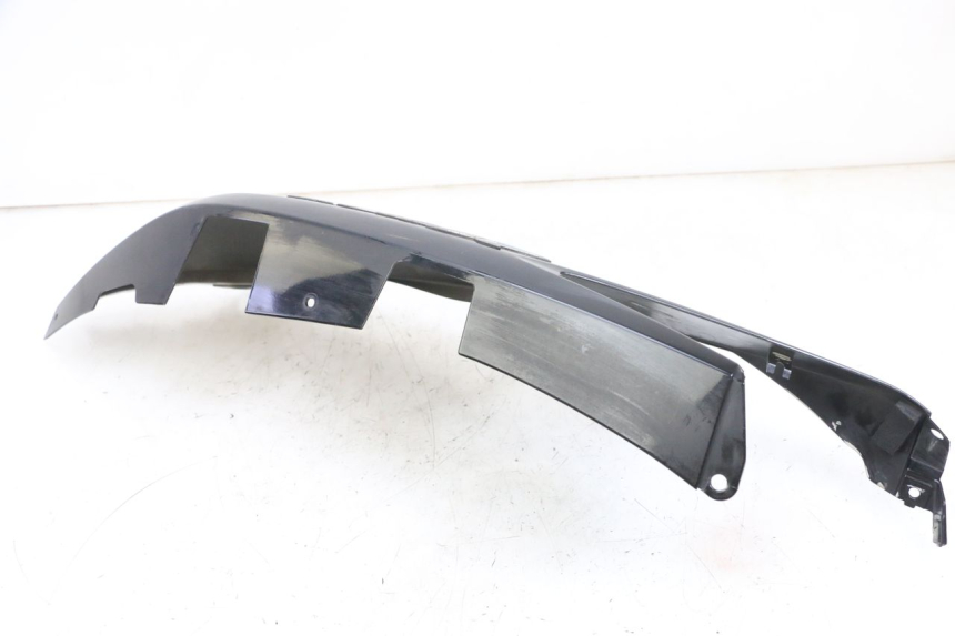 photo de VERKLEIDUNG HINTEN RECHTS YAMAHA X-MAX XMAX 125 (2010 - 2014)