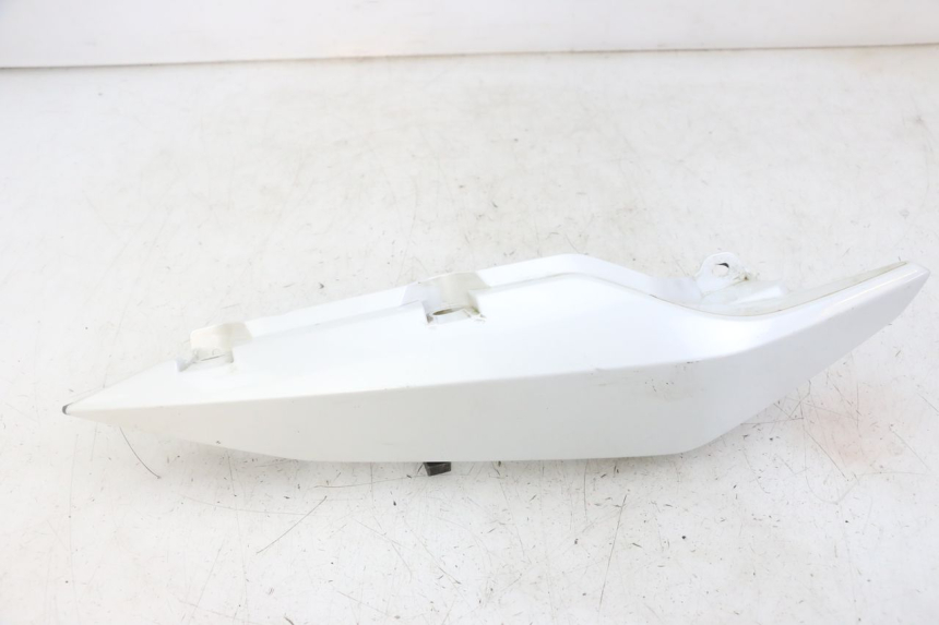 photo de VERKLEIDUNG HINTEN RECHTS YAMAHA XJ6 ABS 600 (2008 - 2016)