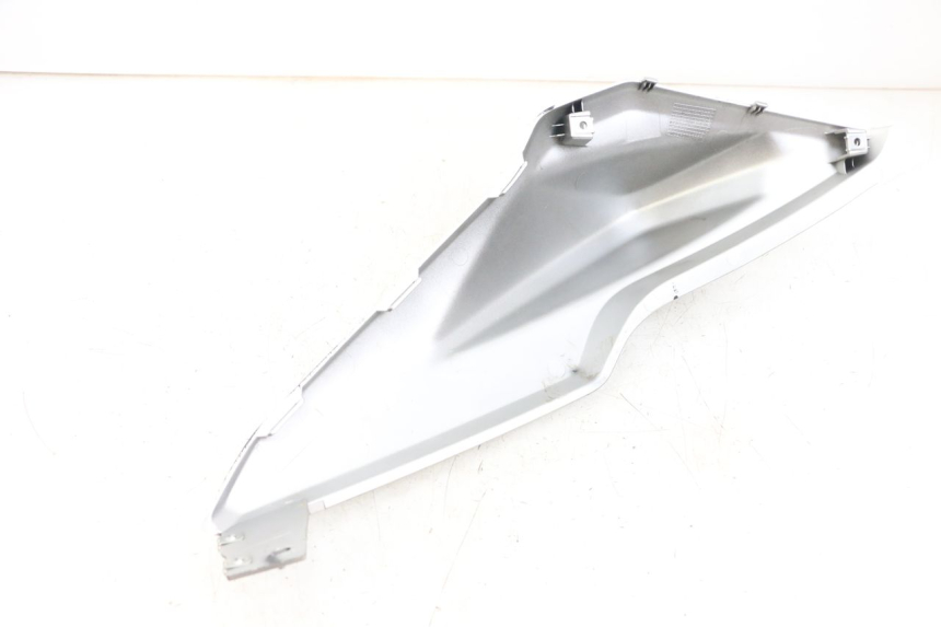 photo de RECHTER HINTERER KOTFLÜGEL YAMAHA AEROX 2T 50 (2013 - 2017)