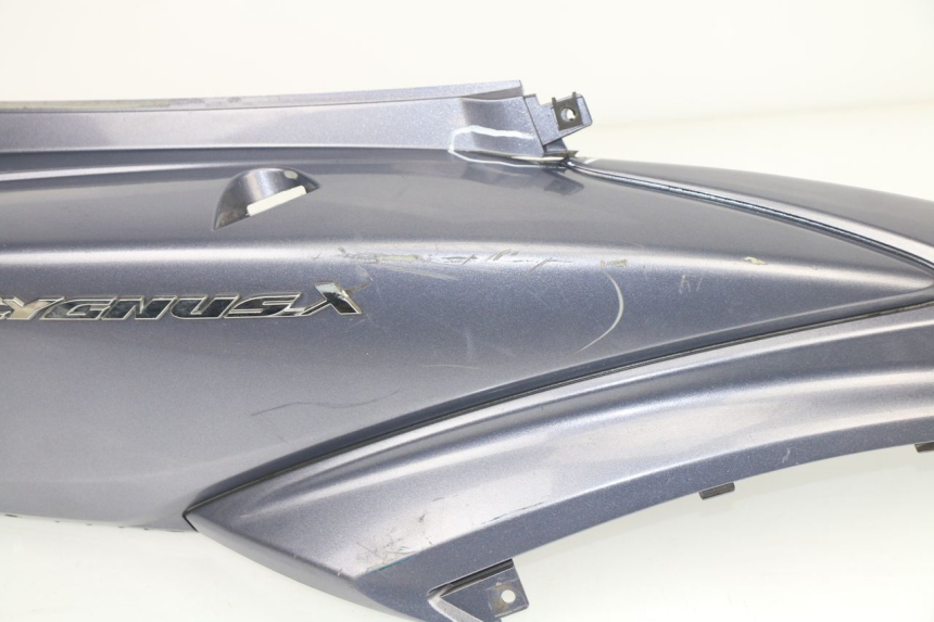 photo de VERKLEIDUNG HINTEN RECHTS YAMAHA CYGNUS X INJECTION 125 (2007 - 2013)