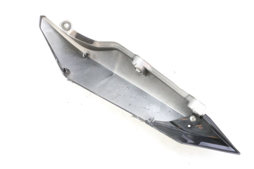 photo de VERKLEIDUNG HINTEN RECHTS YAMAHA XJ6 ABS 600 (2008 - 2016)