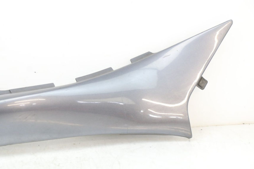 photo de VERKLEIDUNG HINTEN RECHTS YAMAHA XJ600 XJ DIVERSION 600 (1992 - 1997)