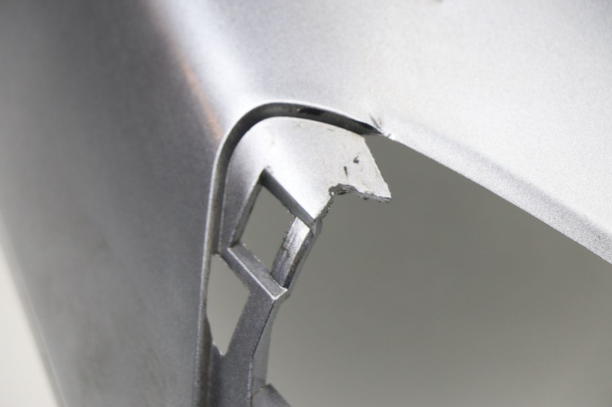 photo de VERKLEIDUNG HINTEN RECHTS YAMAHA YP MAJESTY 400 (2004 - 2008)