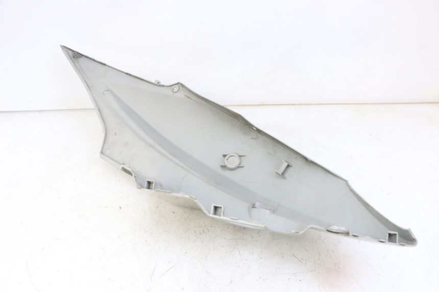 photo de LINKS HINTEN KYMCO AGILITY 4T 50 (2018 - 2022) - Details der Befestigungspunkte