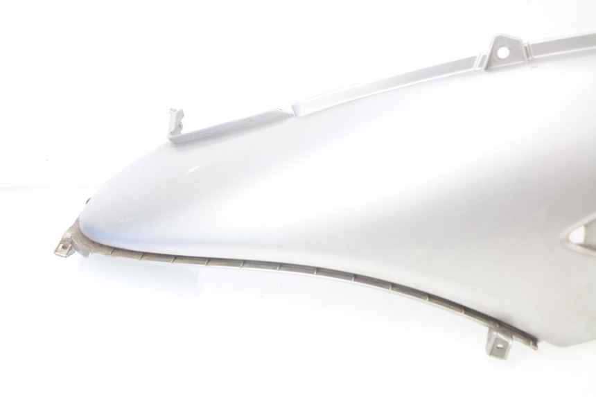 photo de VERKLEIDUNG HINTEN LINKS PIAGGIO BEVERLY 125 (1998 - 2005)