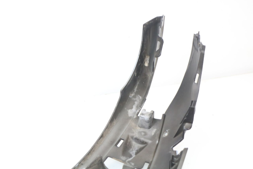 photo de VERKLEIDUNG HINTEN LINKS PIAGGIO BEVERLY 125 (1998 - 2005)
