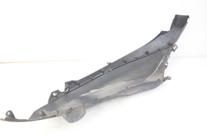 photo de HINTERE LINKE SEITENVERKLEIDUNG PIAGGIO BEVERLY 125 (2010 - 2015)
