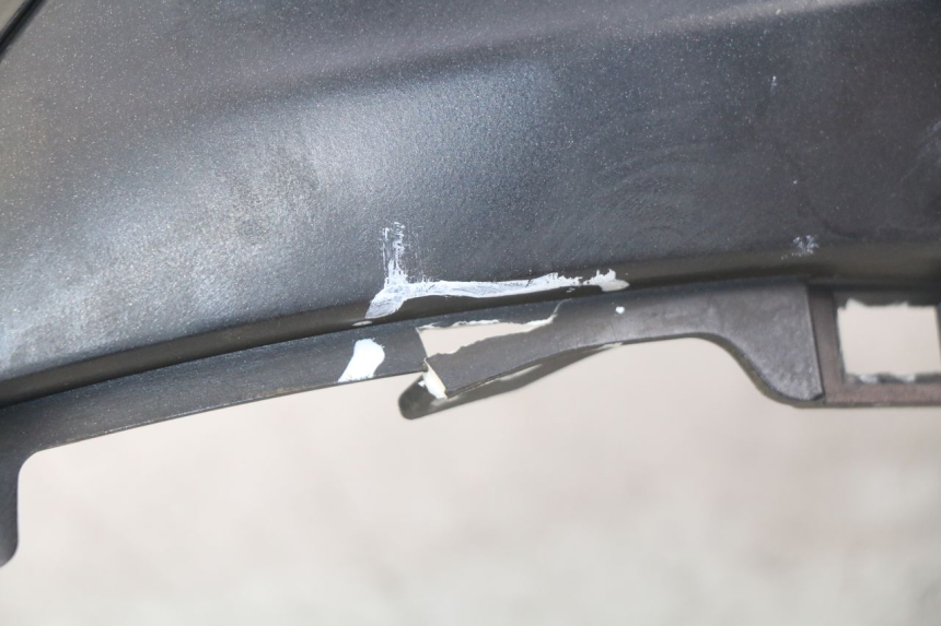 photo de HINTERE LINKE SEITENVERKLEIDUNG PIAGGIO BEVERLY 125 (2010 - 2015)