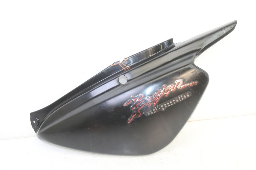 photo de VERKLEIDUNG HINTEN LINKS MBK BOOSTER NEXT GENERATION 50 (1995 - 1998)