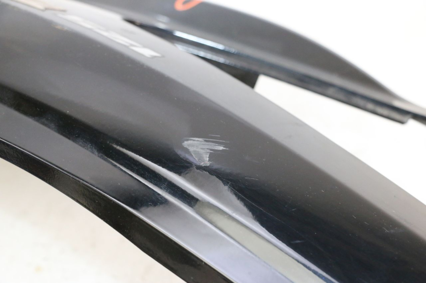 photo de VERKLEIDUNG HINTEN LINKS SUZUKI BURGMAN 125 (2007 - 2014)