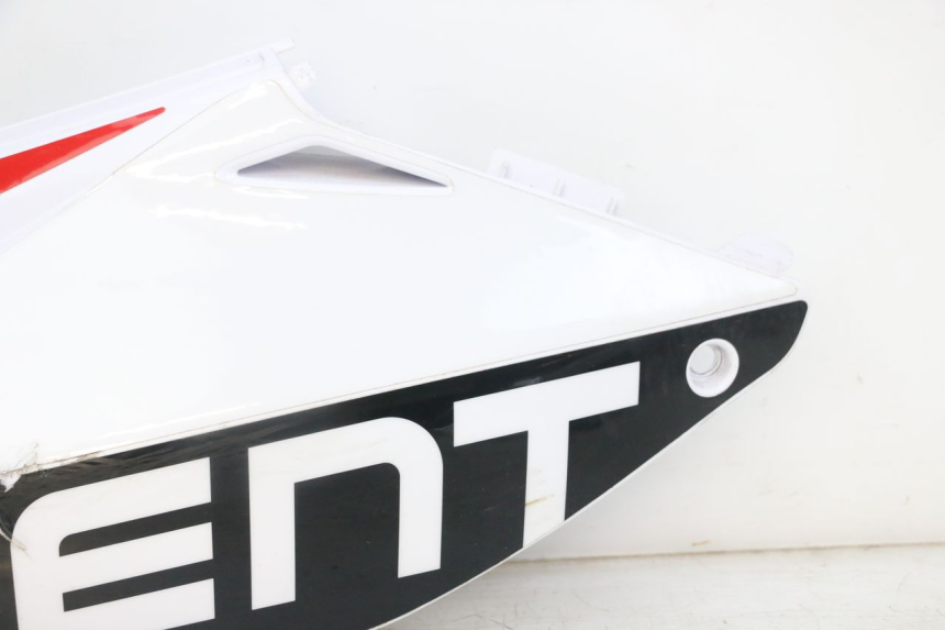 photo de VERKLEIDUNG HINTEN LINKS VENT DERAPAGE 50 (2018 - 2023)