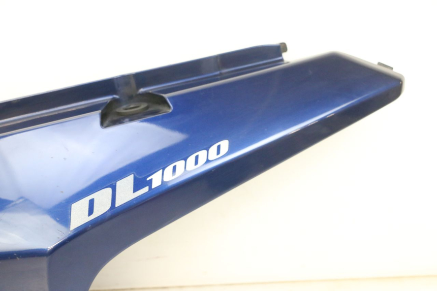 photo de VERKLEIDUNG HINTEN LINKS SUZUKI DL V STROM 1000 (2002 - 2007) - Weitere Ansicht des Artikels