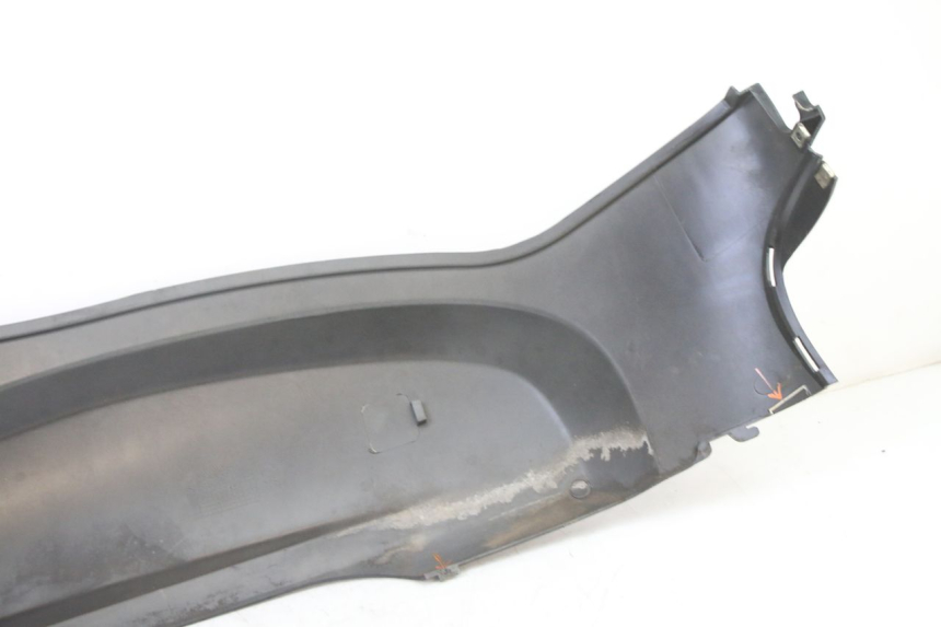 photo de VERKLEIDUNG HINTEN LINKS SYM FIDDLE 2 S 125 (2012 - 2014)