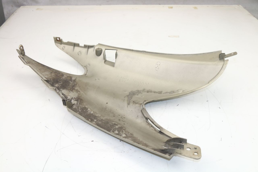 photo de VERKLEIDUNG HINTEN LINKS MBK FLAME 125 (2000 - 2004)