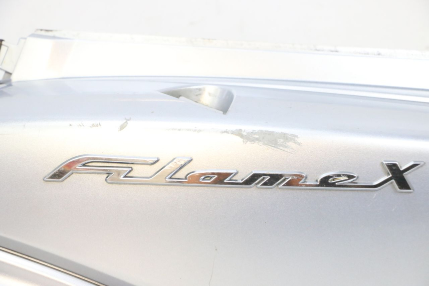 photo de VERKLEIDUNG HINTEN LINKS MBK FLAME X 125 (2007 - 2016) - Ergänzendes Produktfoto