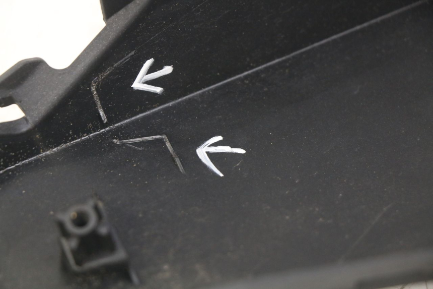 photo de LINKES HINTERES SEITENTEIL HONDA FORZA 125 (2015 - 2016)