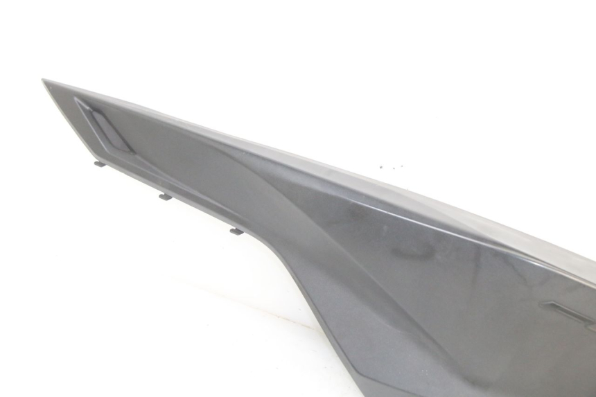 photo de VERKLEIDUNG HINTEN LINKS HONDA FORZA 125 (2021 - 2025)