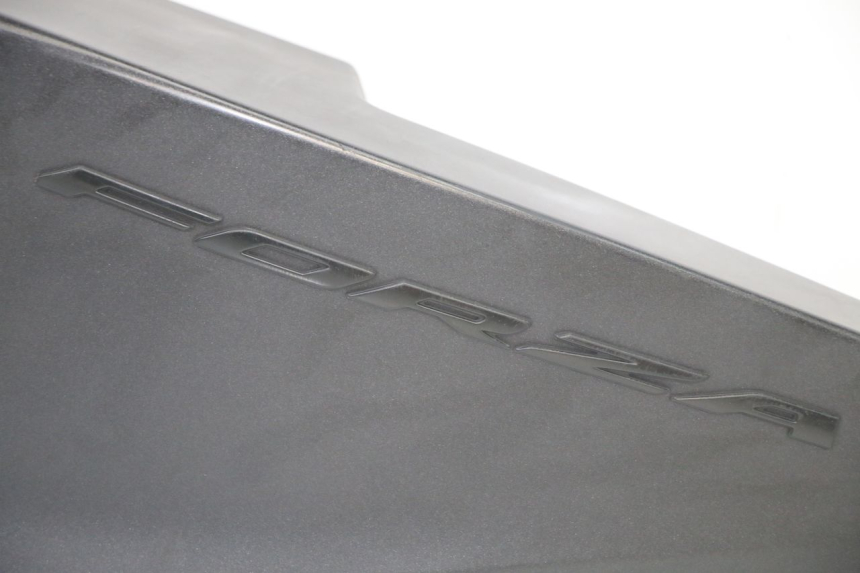 photo de VERKLEIDUNG HINTEN LINKS HONDA FORZA 125 (2021 - 2025)