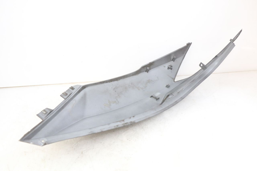 photo de LINKES HINTERES SEITENTEIL SYM GTS EFI 125 (2012 - 2016)