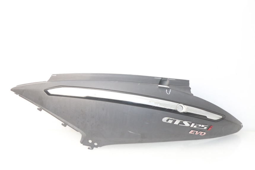 photo de VERKLEIDUNG HINTEN LINKS SYM GTS EVO 125 (2009 - 2013)