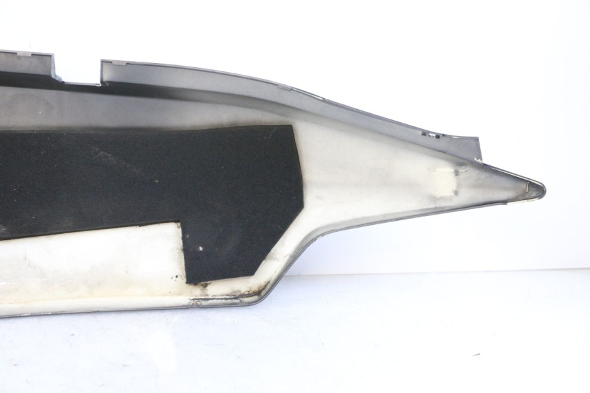 photo de VERKLEIDUNG HINTEN LINKS HONDA FJS SILVER WING SILVERWING 400 (2005 - 2008)