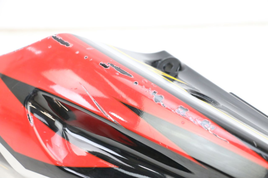 photo de VERKLEIDUNG HINTEN LINKS HYOSUNG GTR 125 (2006 - 2008)