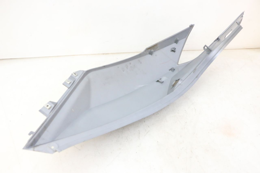 photo de VERKLEIDUNG HINTEN LINKS SYM JOYMAX 125 (2010 - 2017)
