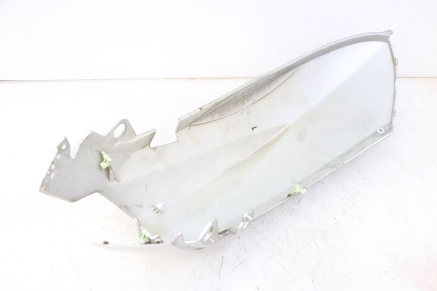 photo de VERKLEIDUNG HINTEN LINKS PEUGEOT KISBEE 2T 50 (2018 - 2022)